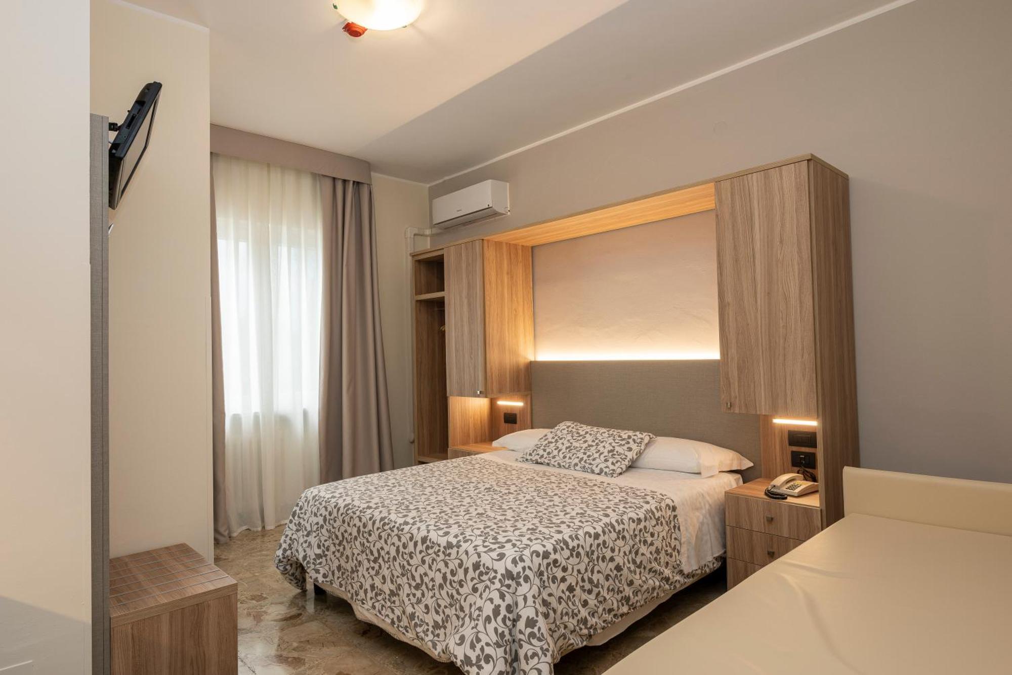 Hotel La Rotonda Cepagatti Kültér fotó