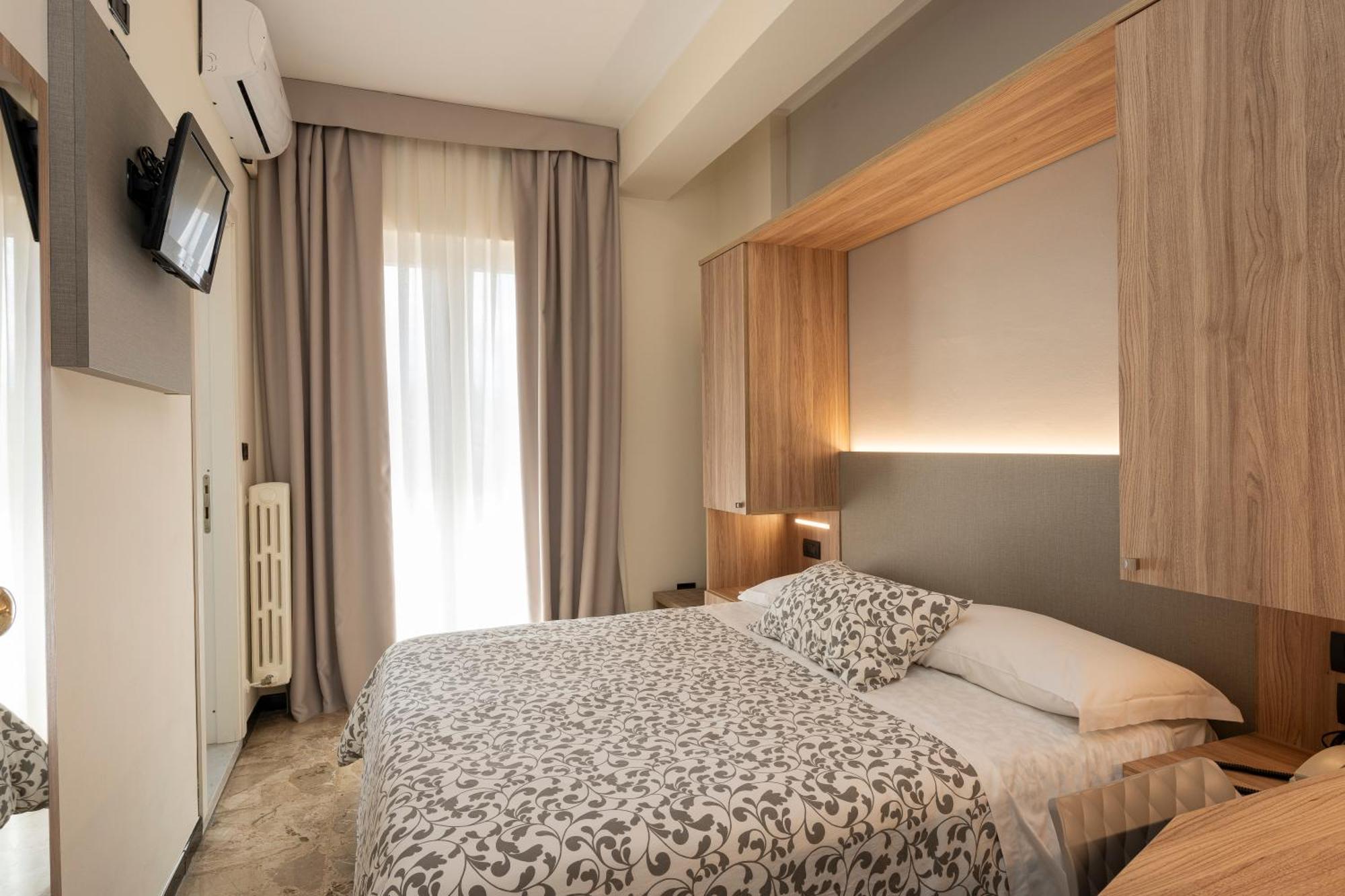 Hotel La Rotonda Cepagatti Kültér fotó