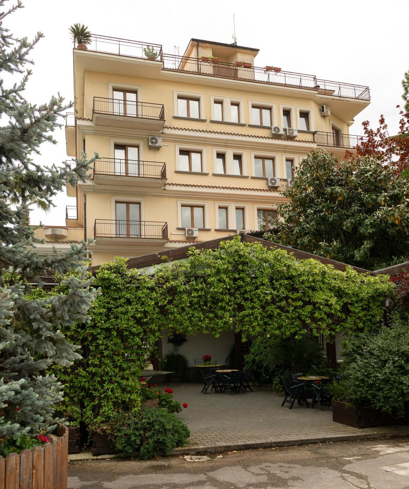 Hotel La Rotonda Cepagatti Kültér fotó