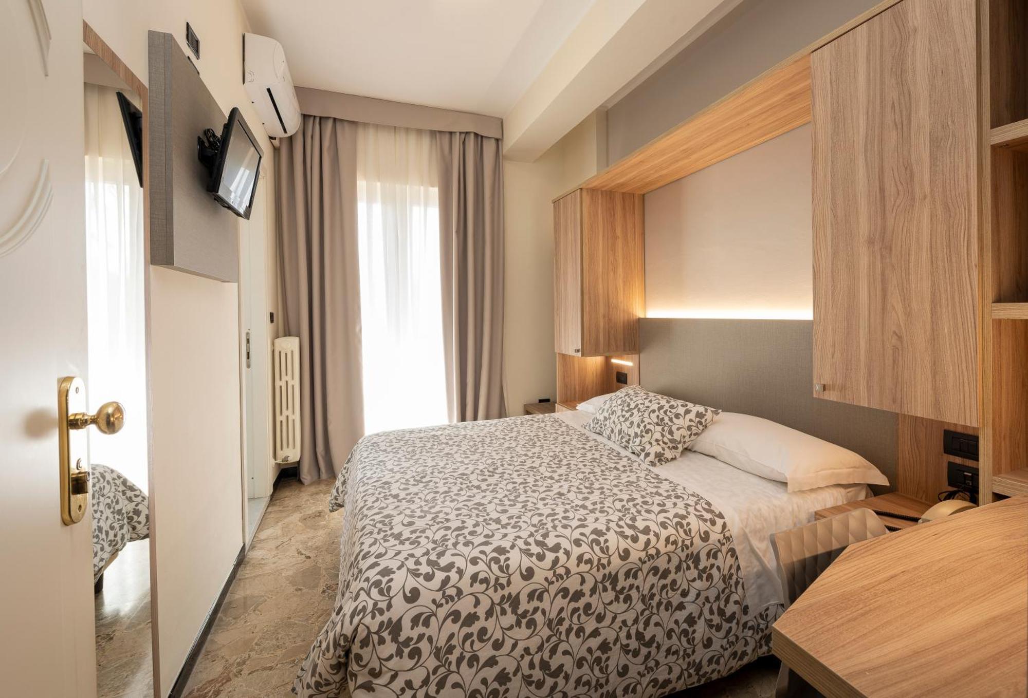 Hotel La Rotonda Cepagatti Kültér fotó